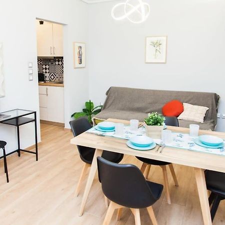 Contemporary And Chic Apartment In Central أثينا المظهر الخارجي الصورة