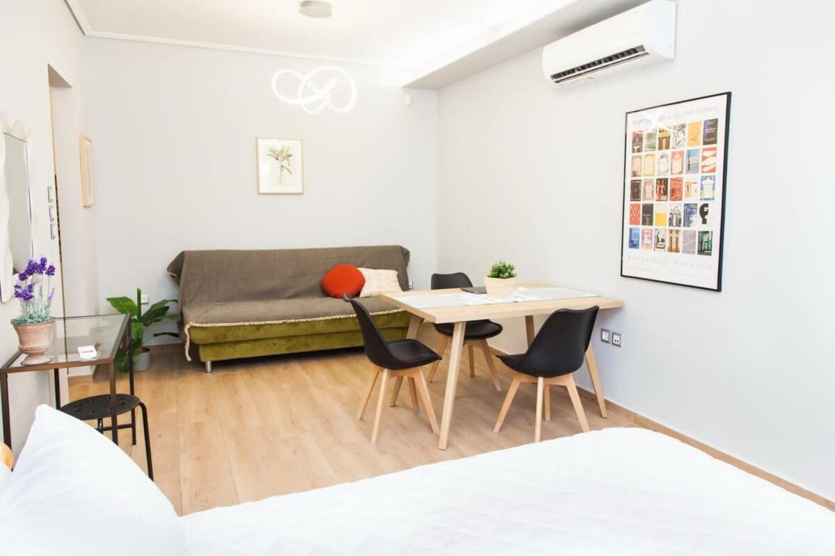 Contemporary And Chic Apartment In Central أثينا المظهر الخارجي الصورة