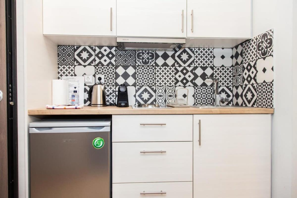 Contemporary And Chic Apartment In Central أثينا المظهر الخارجي الصورة